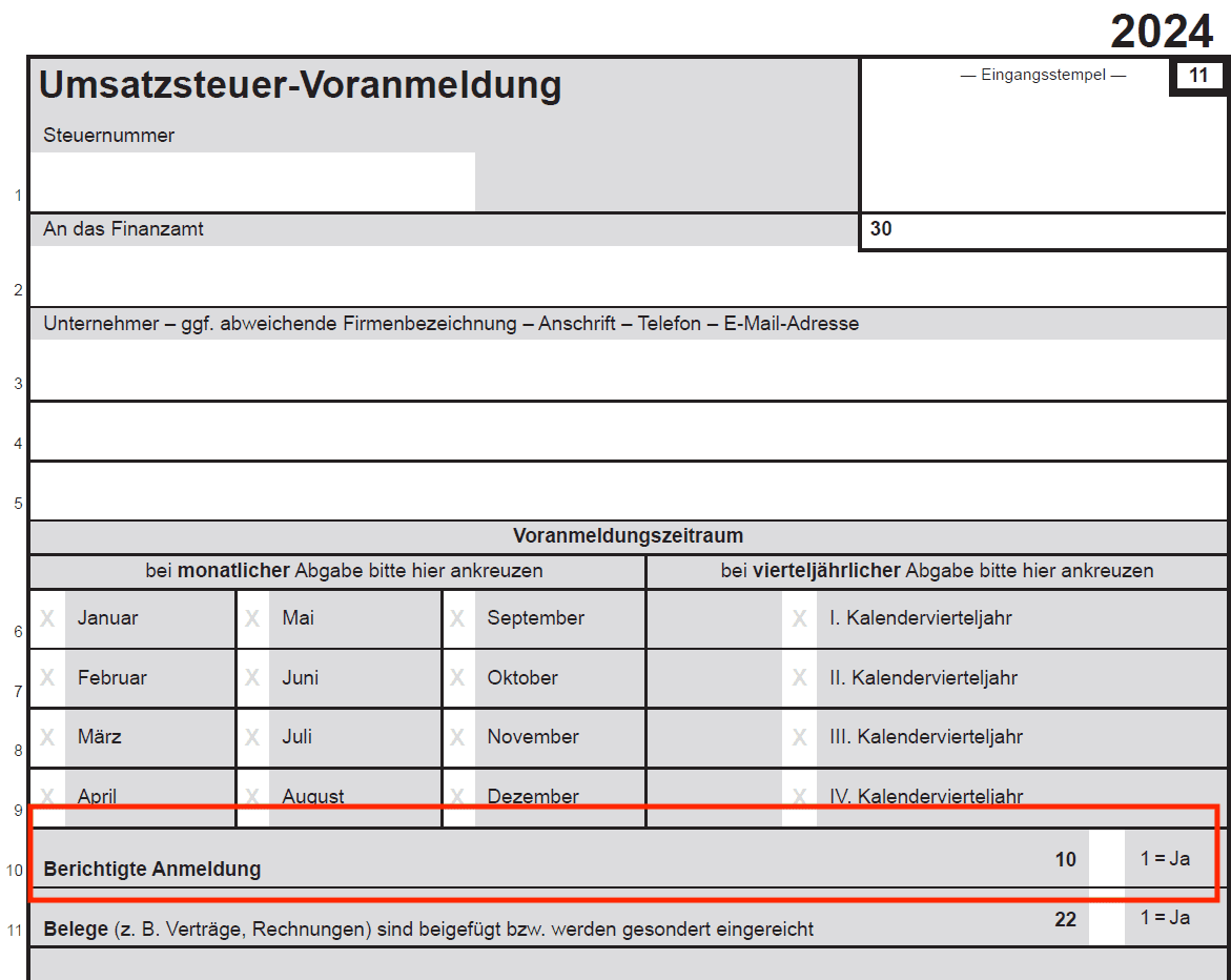 The official German VAT advance return with line 10 'Berichtigte Anmeldung' (corrected return, 1 = Ja) highlighted in red.